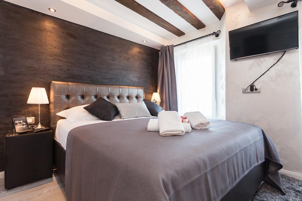 Royal Apartments Rovinj Extérieur photo